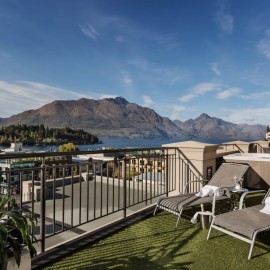 Penthouse Patio MB SZQTN Large 