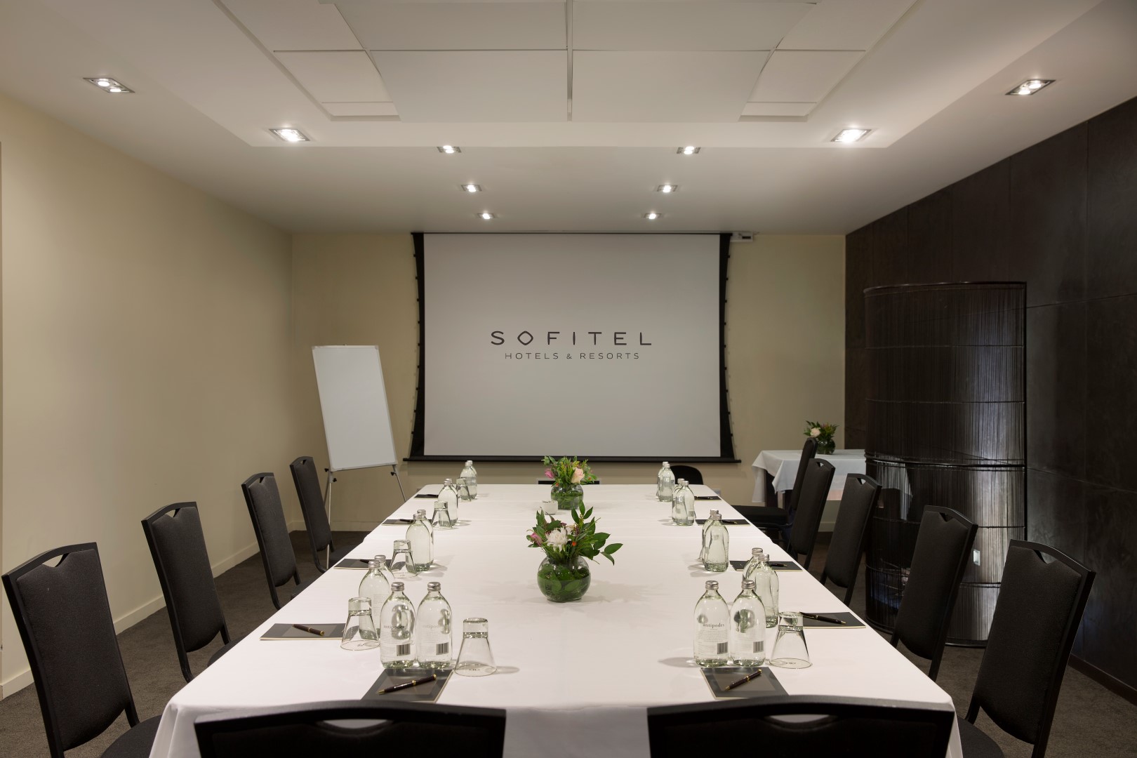 The-Boardroom-2.5MB-Large.jpg