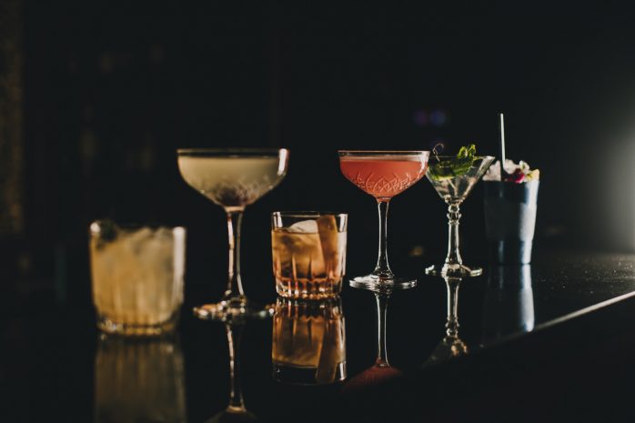 le-salon-rouge-happy-hour